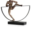 XOOON Climbing beeld (H33cm) in de kleur Goud - COCOmaison^ Woonaccessoires
