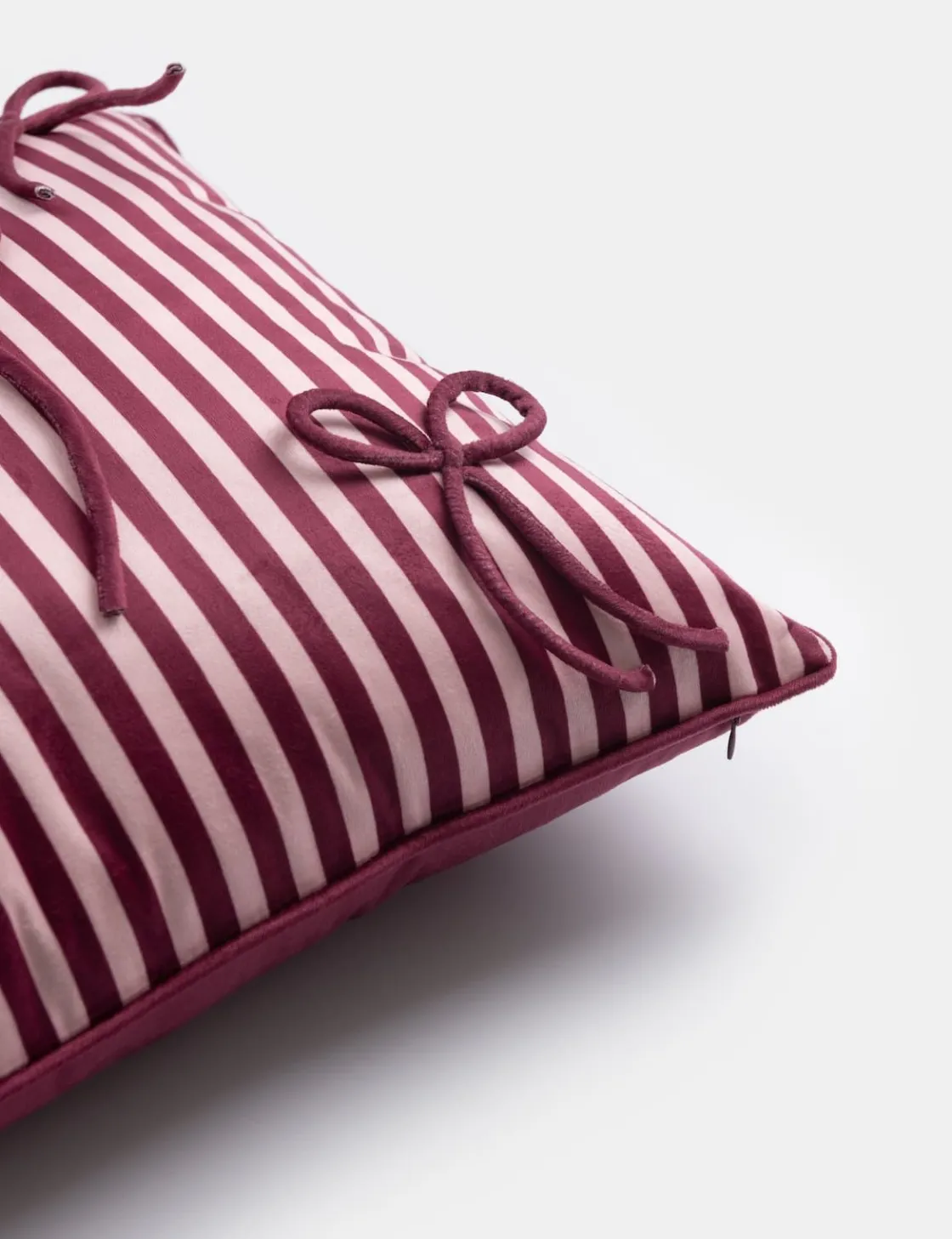 XOOON COCOmaison, Bow kussen 43x43cm^ Woonaccessoires