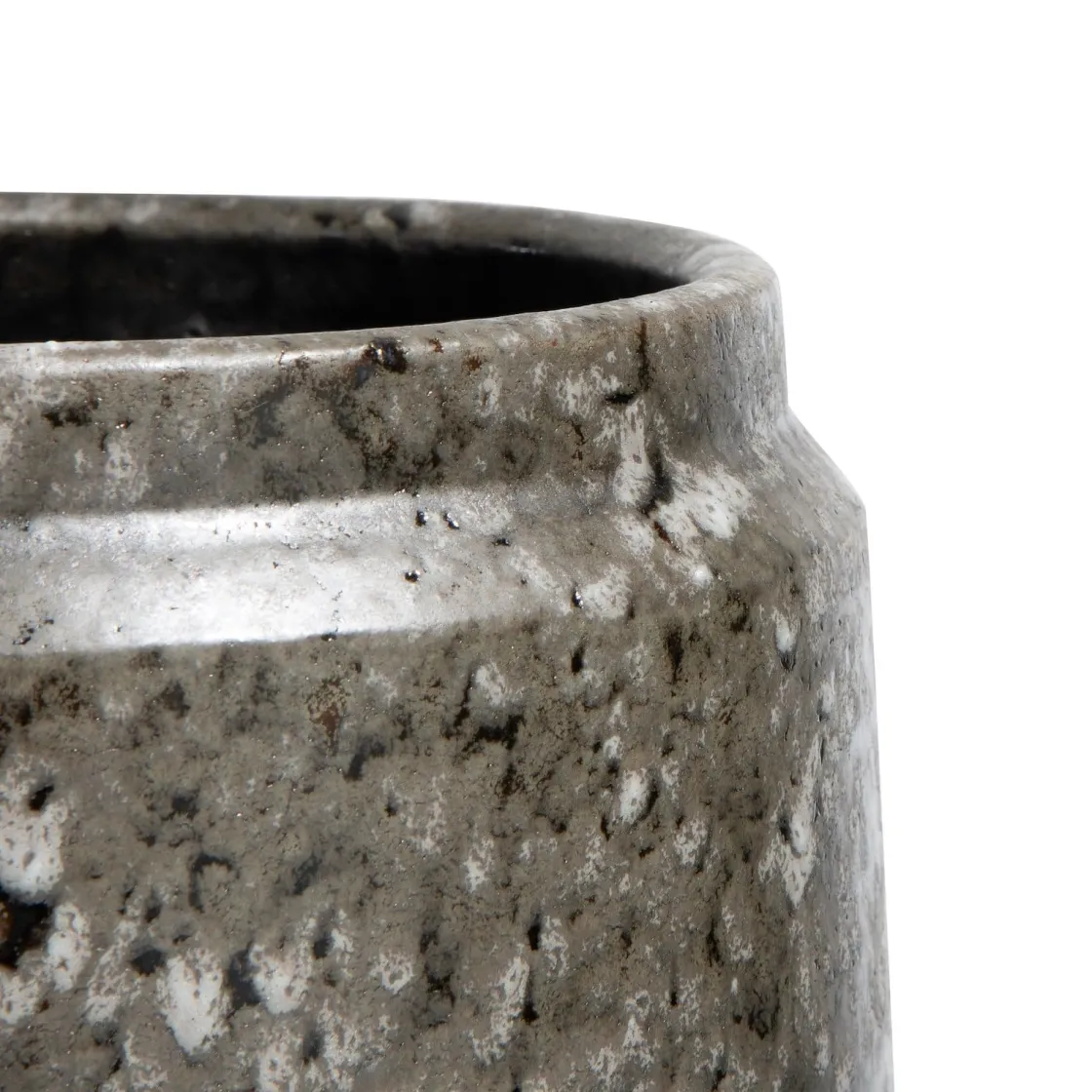 XOOON Dalila pot H20cm in de kleur Zwart - COCOmaison^ Woonaccessoires