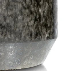 XOOON Dalila pot H36cm in de kleur Zwart - COCOmaison^ Woonaccessoires