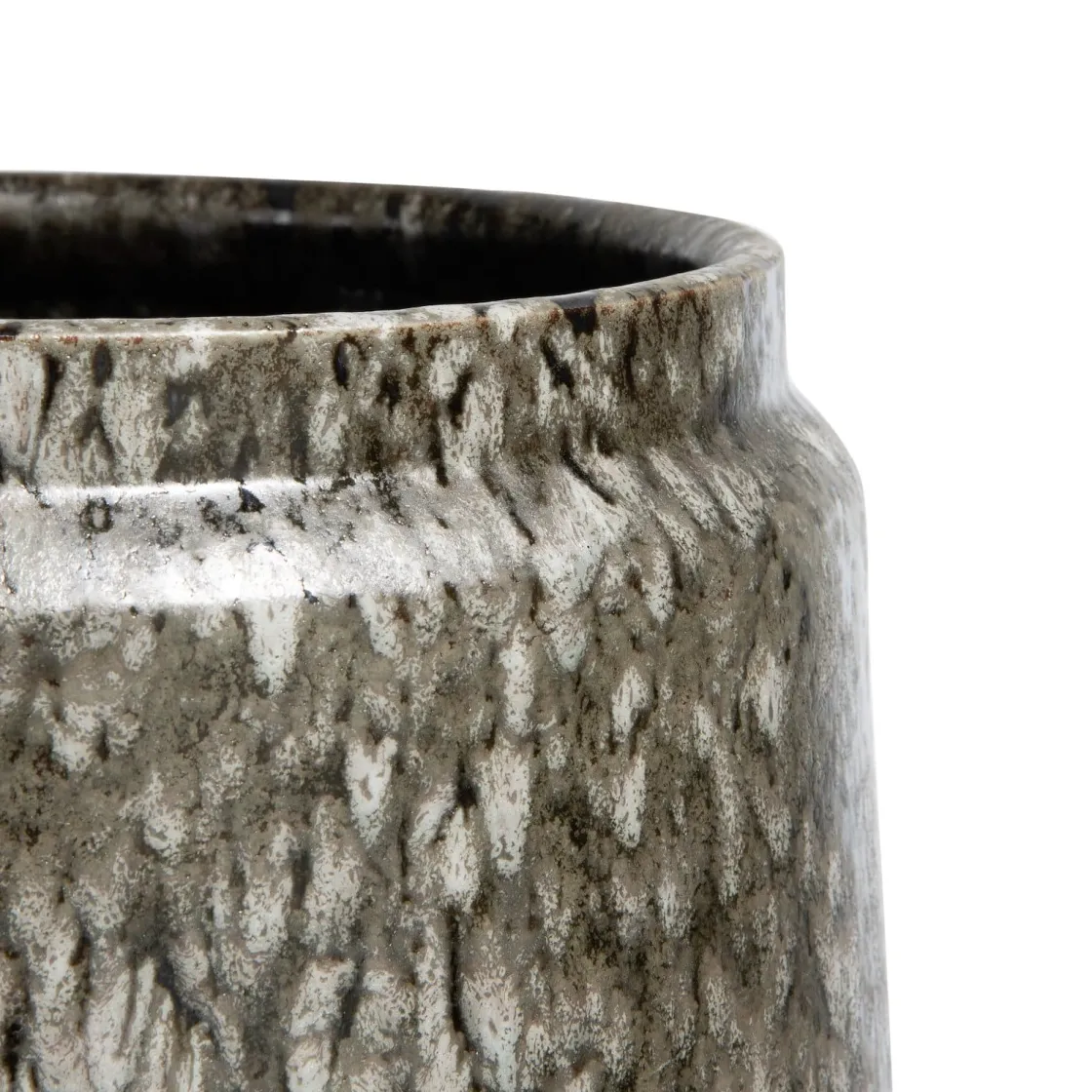 XOOON Dalila pot H28cm in de kleur Zwart - COCOmaison^ Woonaccessoires