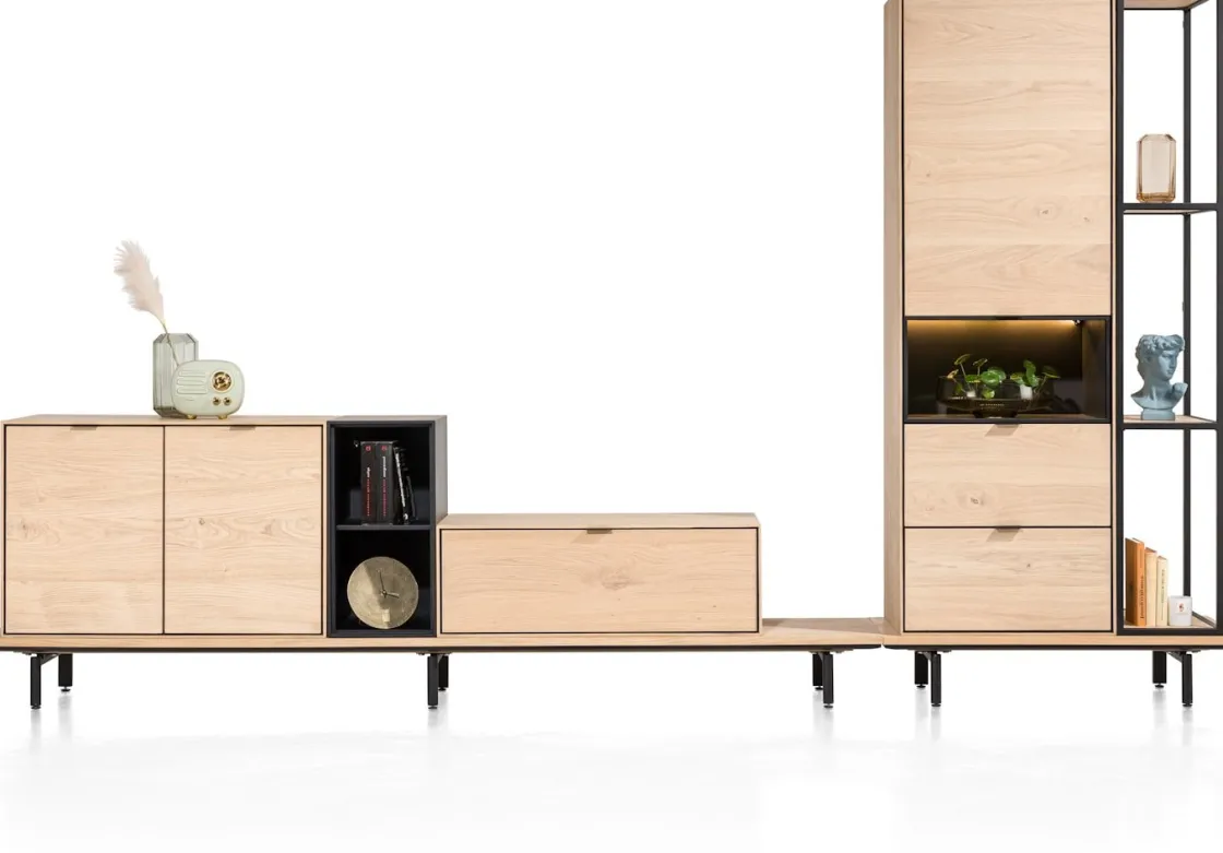 XOOON ELEMENTS platform 250 cm. incl. 3 metalen poten - 250 cm^ Tv-Meubelen