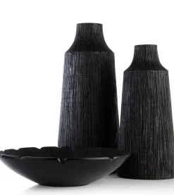 XOOON Finn vaas H50cm in de kleur Zwart - COCOmaison^ Woonaccessoires
