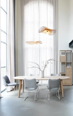 XOOON KODI eetkamerstoel - frame nebbia - stof Pala - lichtgrijs^ Eetkamerstoelen