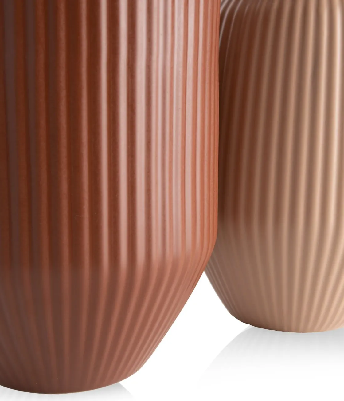 XOOON Liv vaas H44cm in de kleur Terra Cotta - COCOmaison^ Woonaccessoires