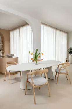 XOOON LUND eetkamertafel ovaal (270x120cm) cone poot -^ Tafelconfigurator|Eettafels