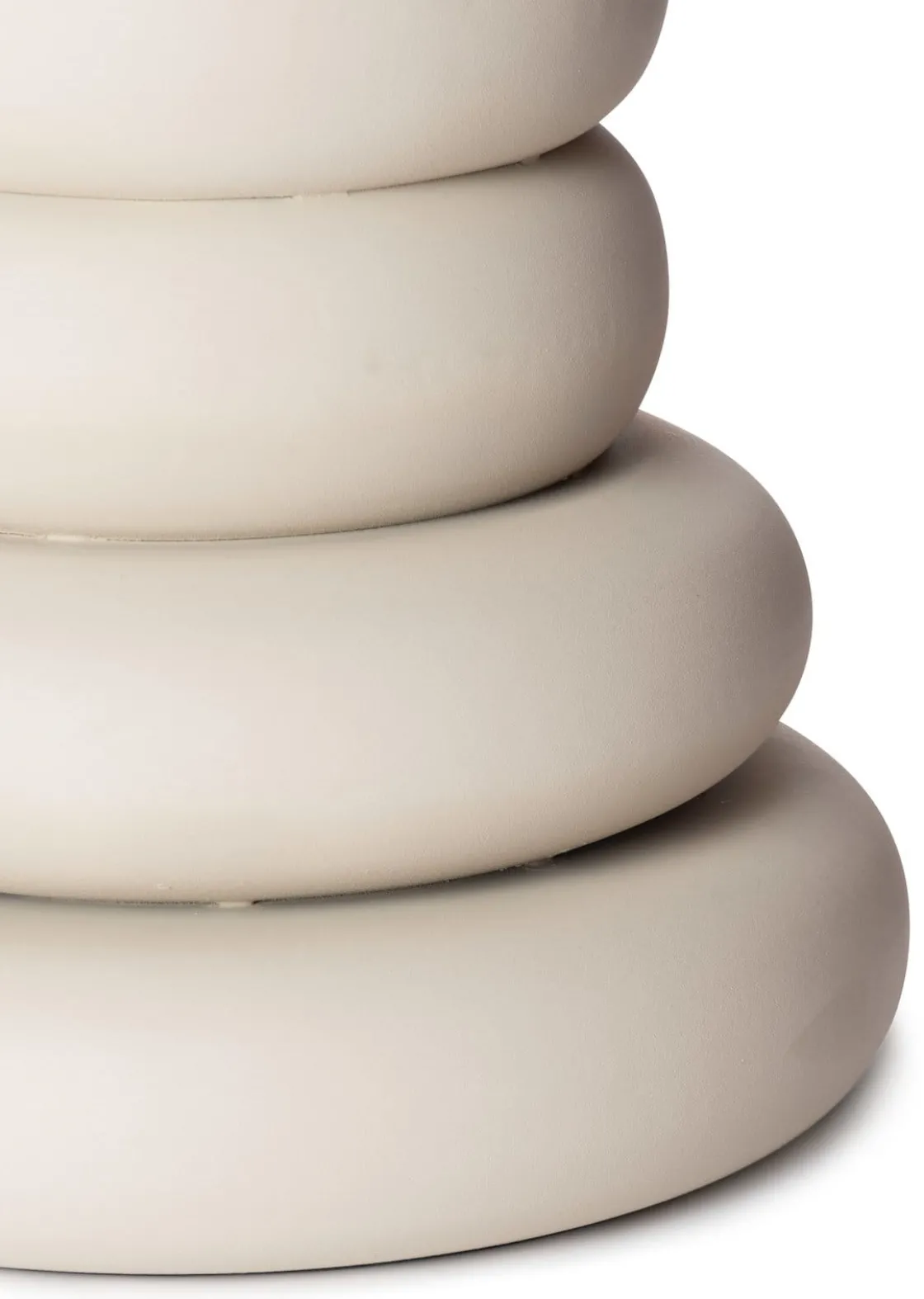 XOOON Mae bijzettafel H50cm in kleur Crème shop je bij COCOmaison^ Woonaccessoires|Bijzettafels