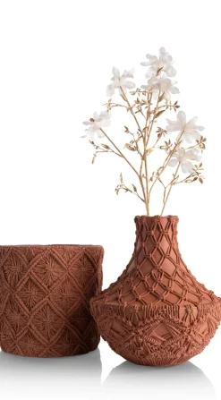 XOOON Maeve pot H26cm in de kleur Terra Cotta - COCOmaison^ Woonaccessoires