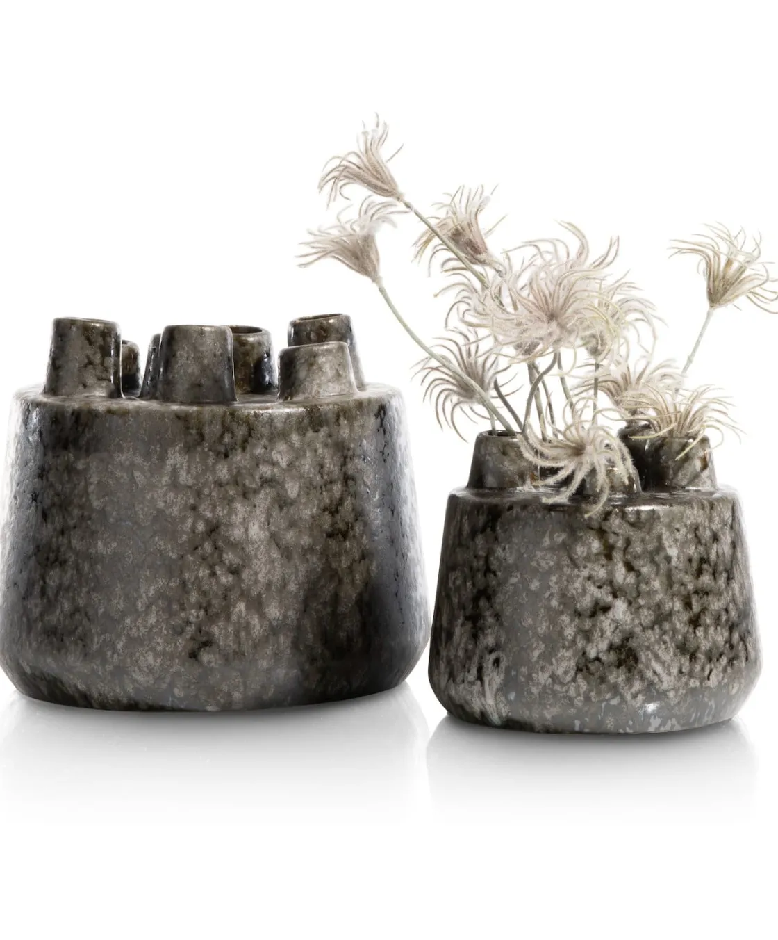 XOOON Safia vaas H15cm in de kleur Zwart - COCOmaison^ Woonaccessoires