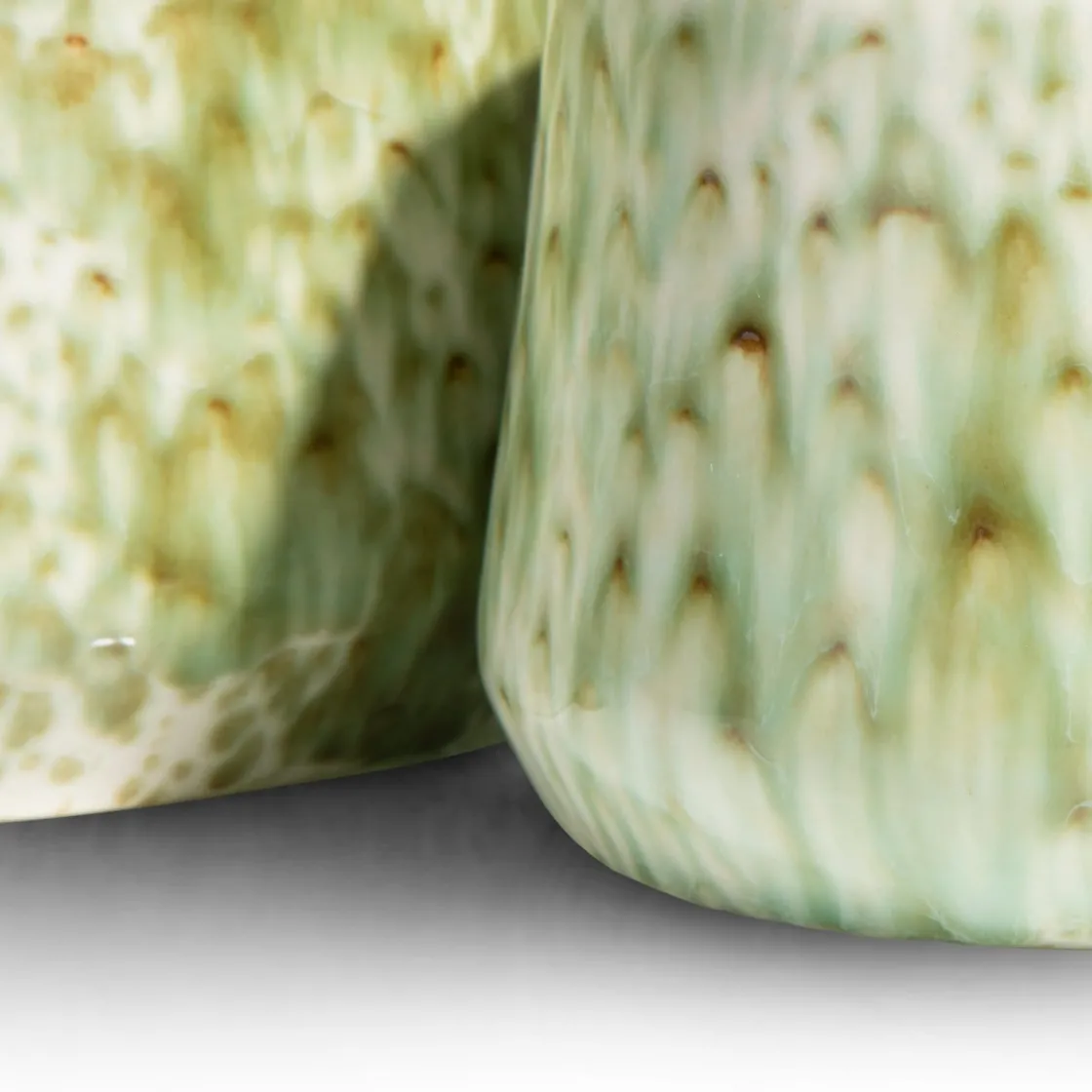 XOOON Safia vaas H21cm in de kleur Groen - COCOmaison^ Woonaccessoires