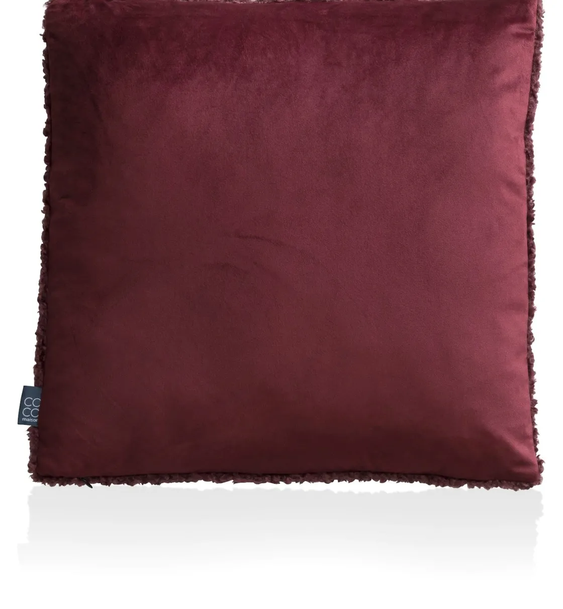 XOOON Teddy kussen 45x45cm in de kleur Rood - COCOmaison^ Woonaccessoires
