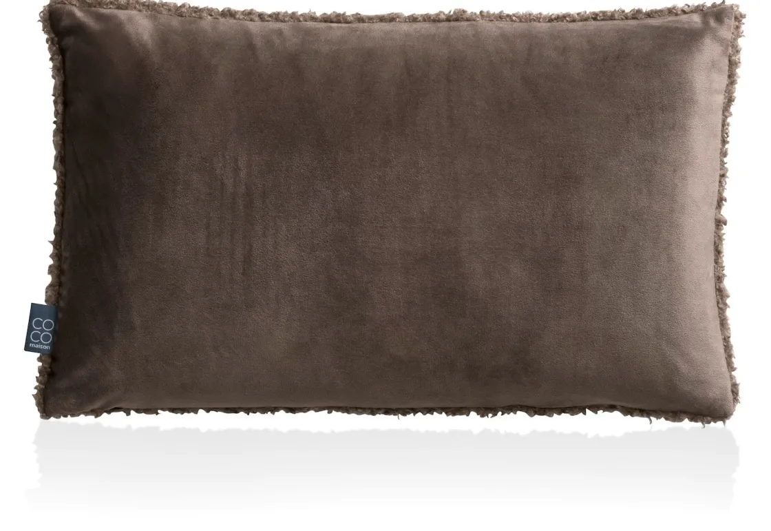 XOOON Teddy kussen 30x50cm in de kleur Bruin - COCOmaison^ Woonaccessoires