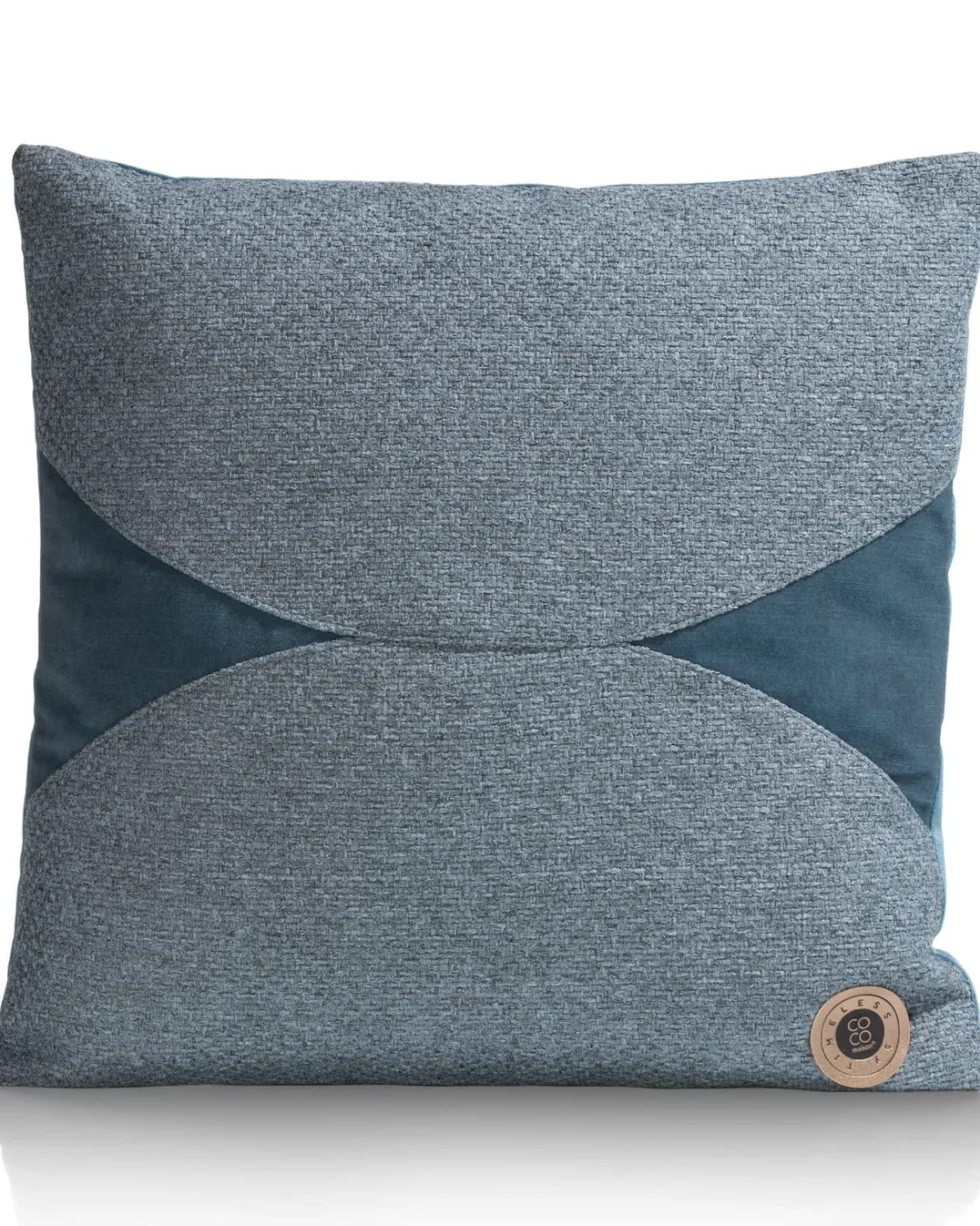 XOOON Timeless Aria kussen 45x45cm in de kleur Blauw - COCOmaison^ Woonaccessoires