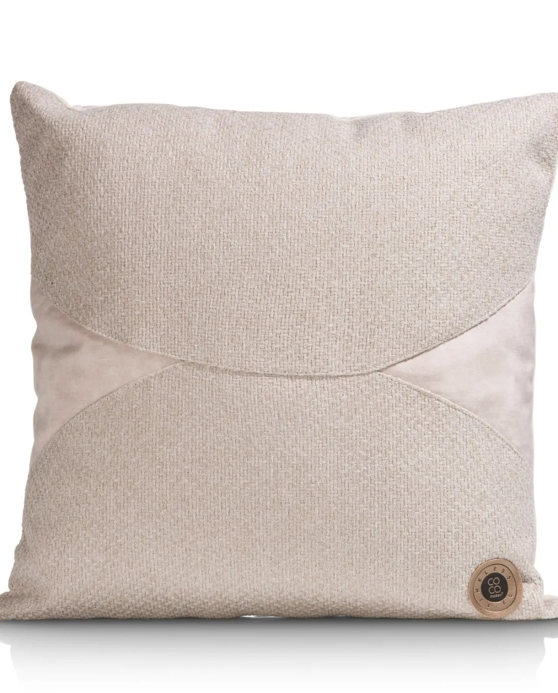 XOOON Timeless Aria kussen 45x45cm in de kleur Beige - COCOmaison^ Woonaccessoires