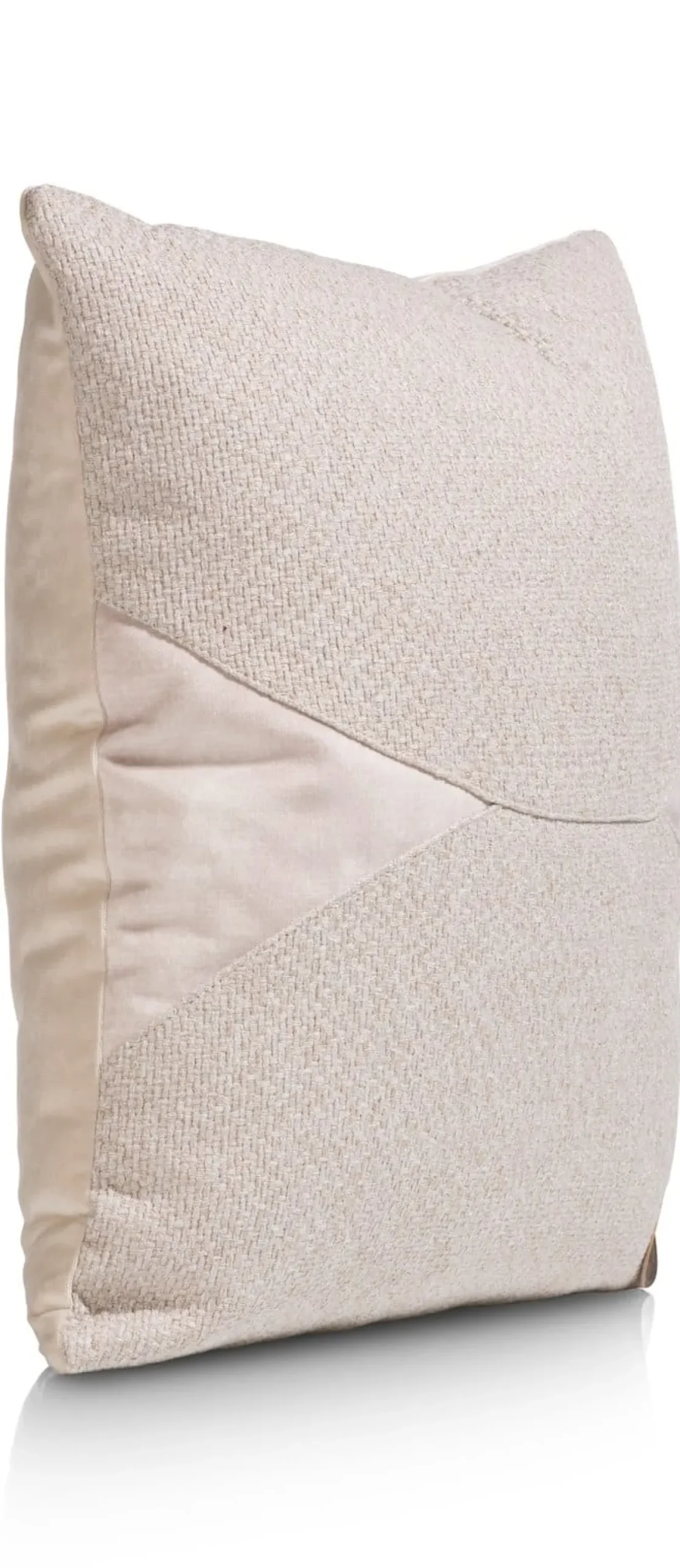 XOOON Timeless Aria kussen 45x45cm in de kleur Beige - COCOmaison^ Woonaccessoires