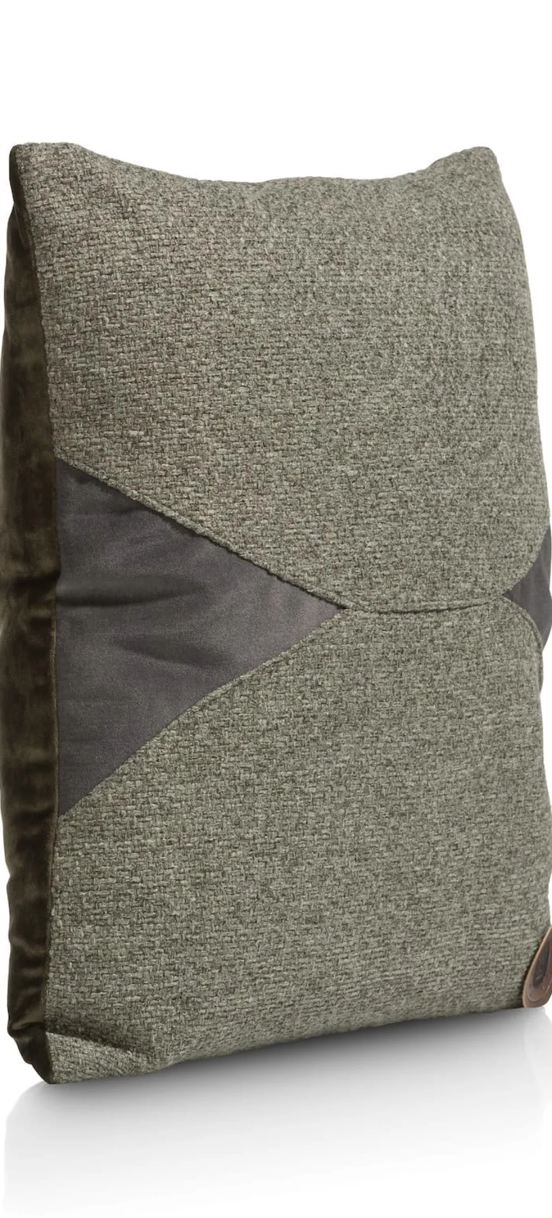 XOOON Timeless Aria kussen 45x45cm in de kleur Olijf - COCOmaison^ Woonaccessoires
