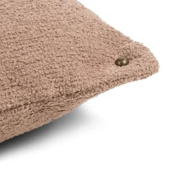 XOOON Timeless Avery kussen 50x50cm in de kleur Camel - COCOmaison^ Woonaccessoires