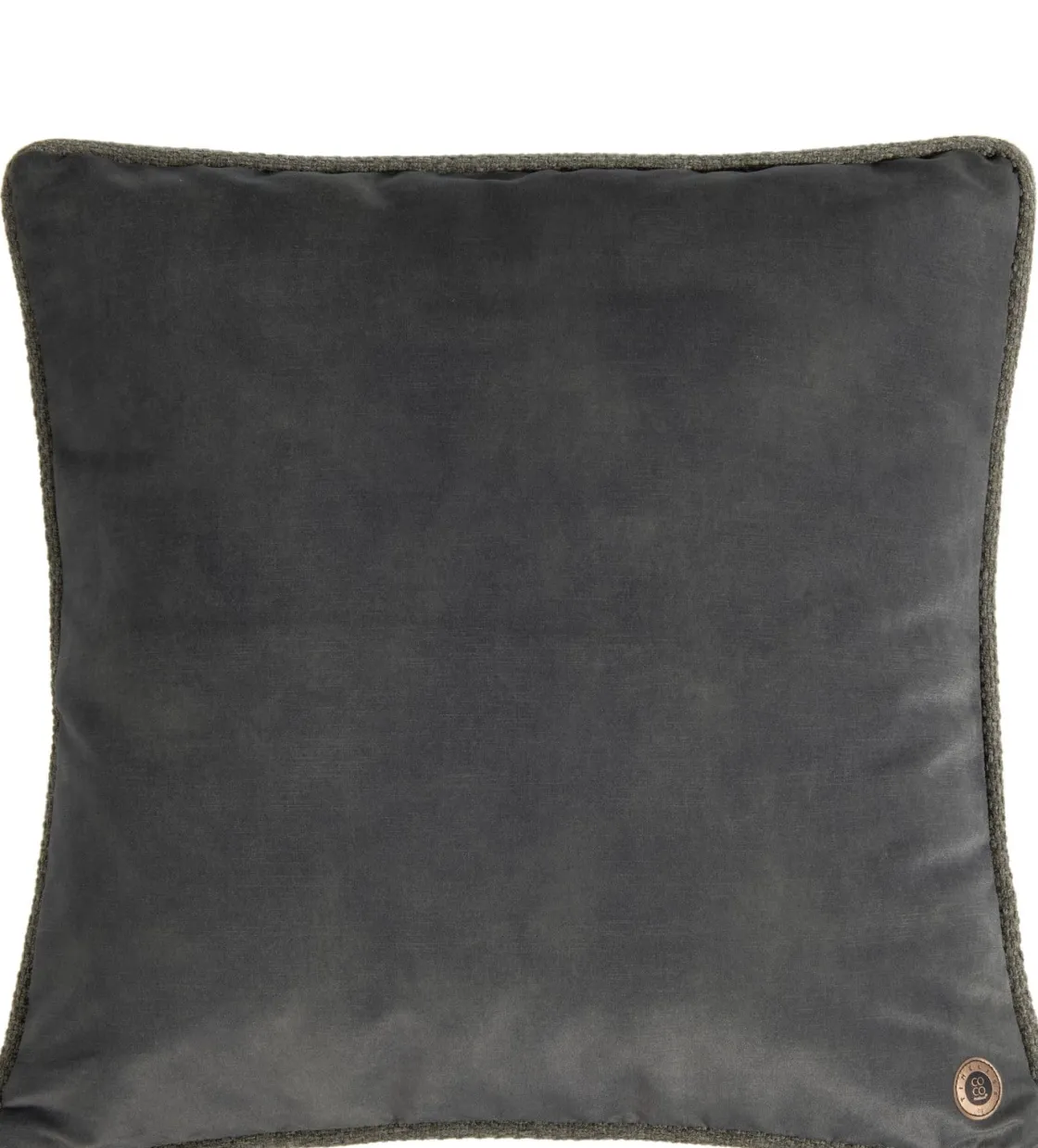 XOOON Timeless Sean kussen 60x60cm in de kleur Olijf - COCOmaison^ Woonaccessoires